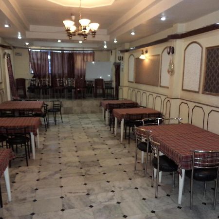 שילונג Hotel Monsoon מראה חיצוני תמונה